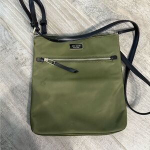 Kate spade cross body bags (2)